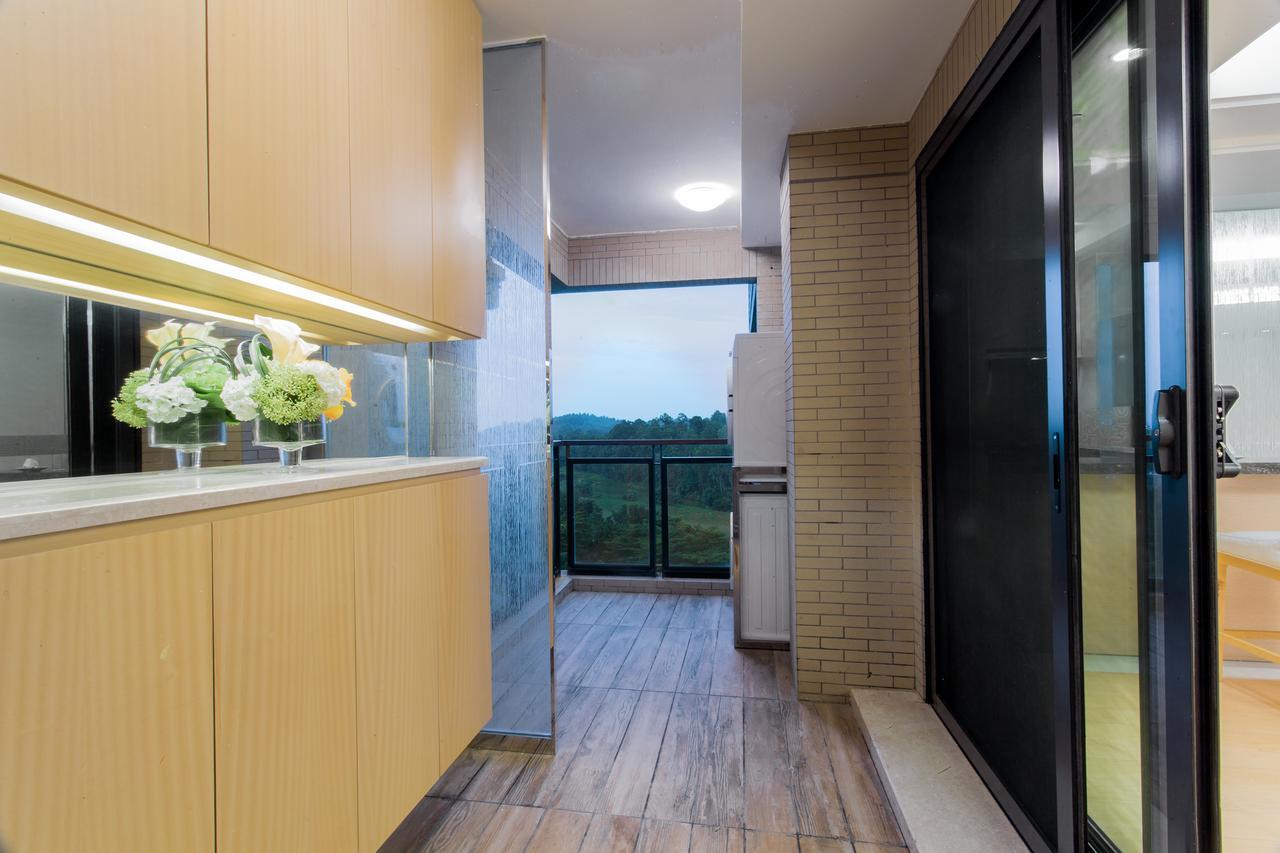 The Canton Residence Foshan Room photo